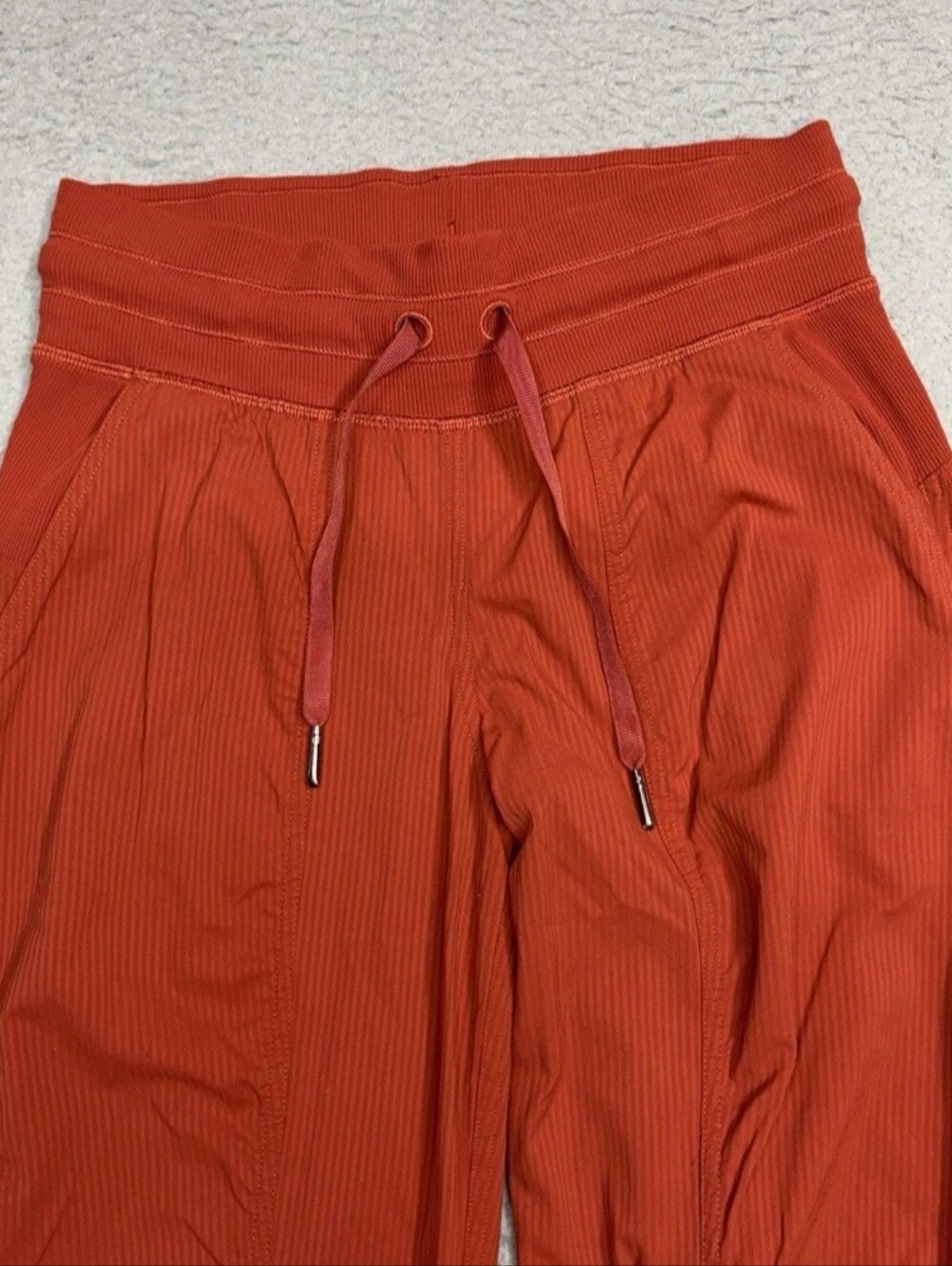 Lululemon Dance Studio Mid-Rise Jogger Pants Drawstring Autumn Rust Sz 2 - Picture 5 of 10